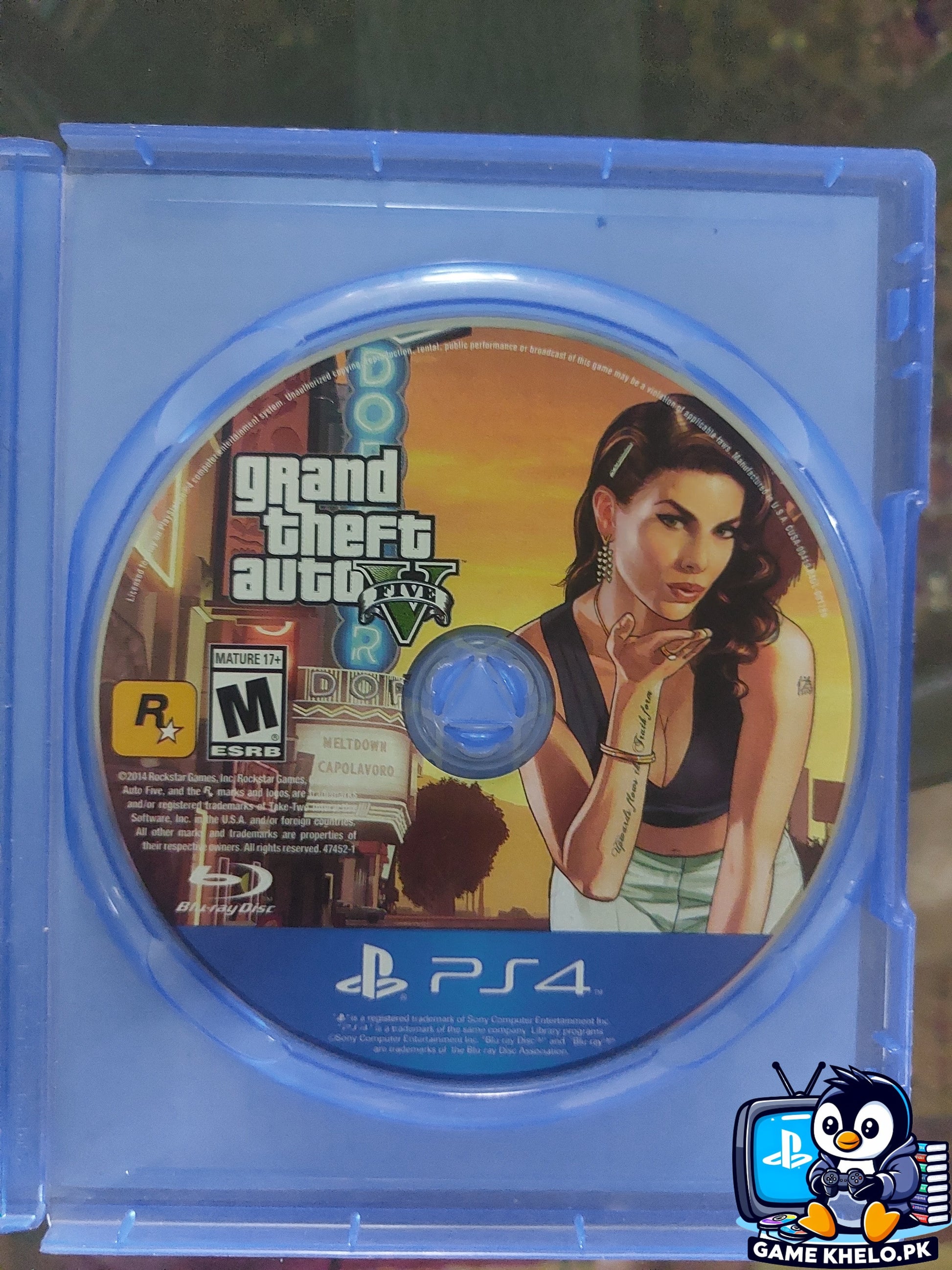 GTA 5 PS4 Disc Closeup - Game Khelo Pakistan